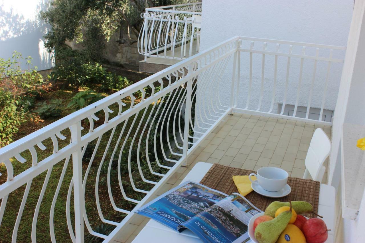 Apartments Juric Brodarica  Exterior photo